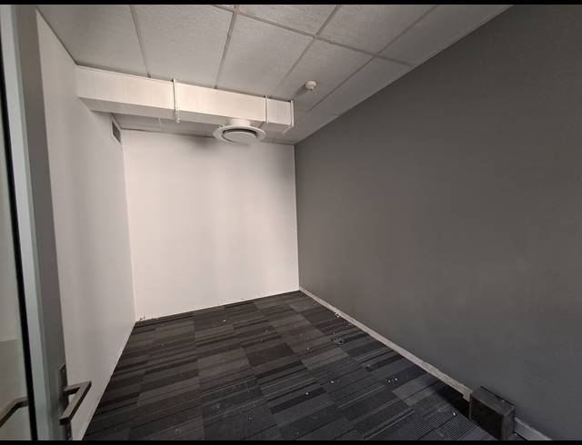 1,182M² OFFICE TO LET IN ILLOVO